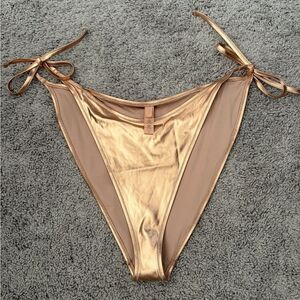 NEW SKIMS Rose Gold Signature Metallic String Bikini Bottoms Size 4X